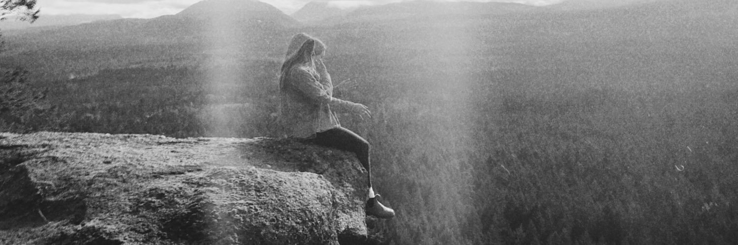 amanda_dobbyn's profile banner image