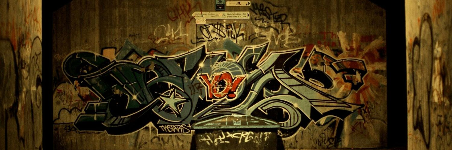 Raveyer's profile banner image