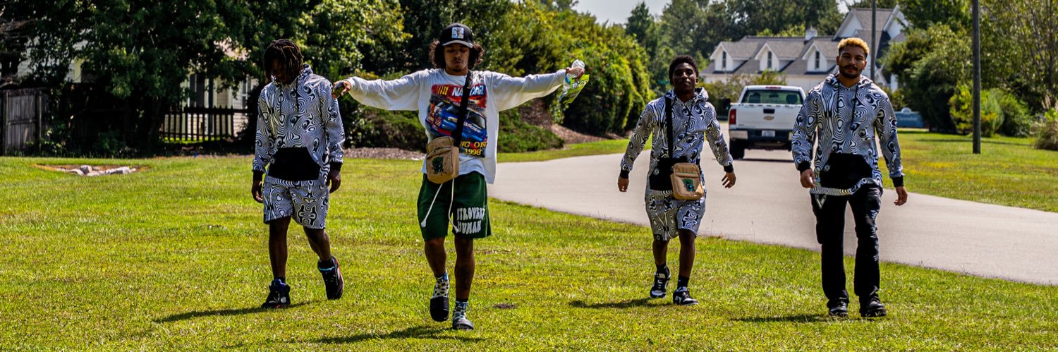 VoeGio's profile banner image