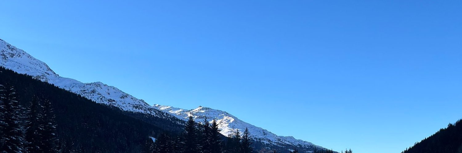 deezsnutd's profile banner image