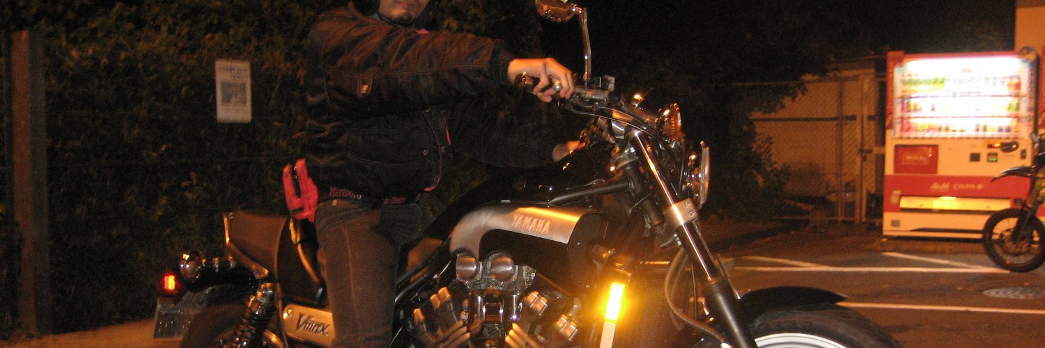 teztan's profile banner image