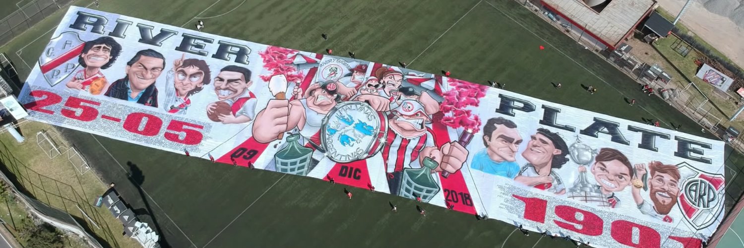 JuliNicolas's profile banner image