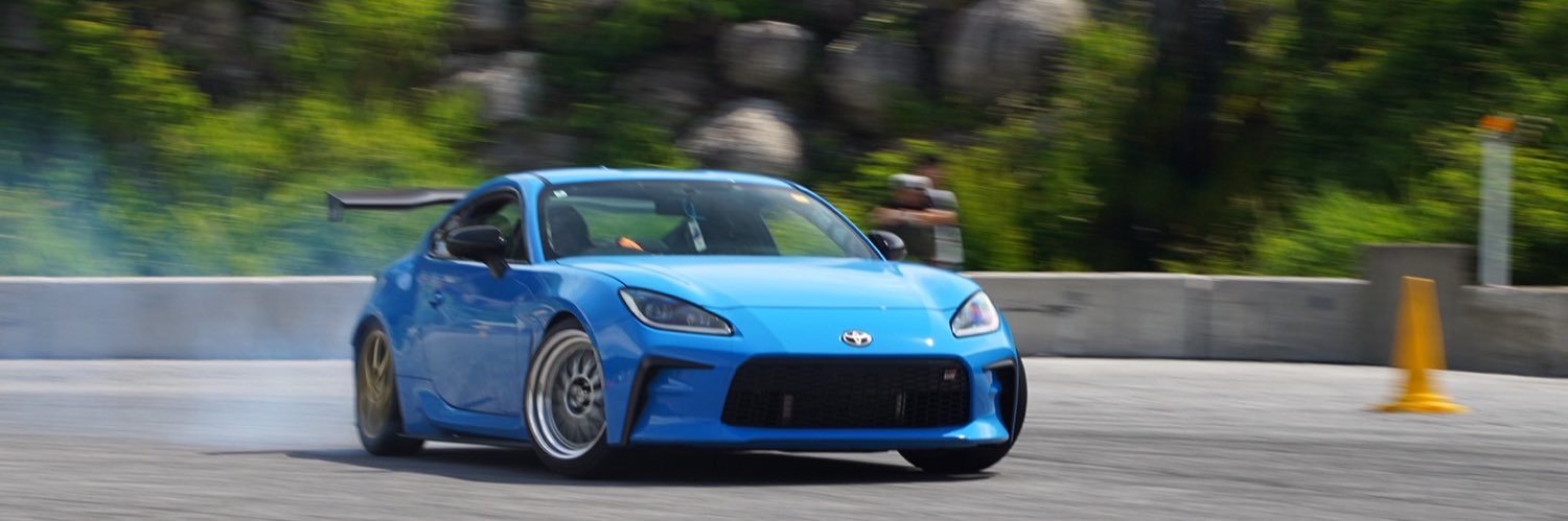 Yoshi@ZN8⚔️ 🐚🎧🔧 🌲🍙💫♌️ banner