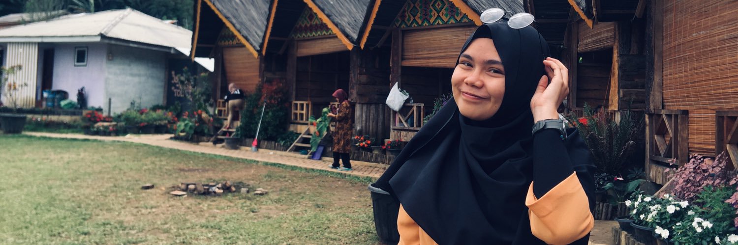 Fitrizhandayani's profile banner image
