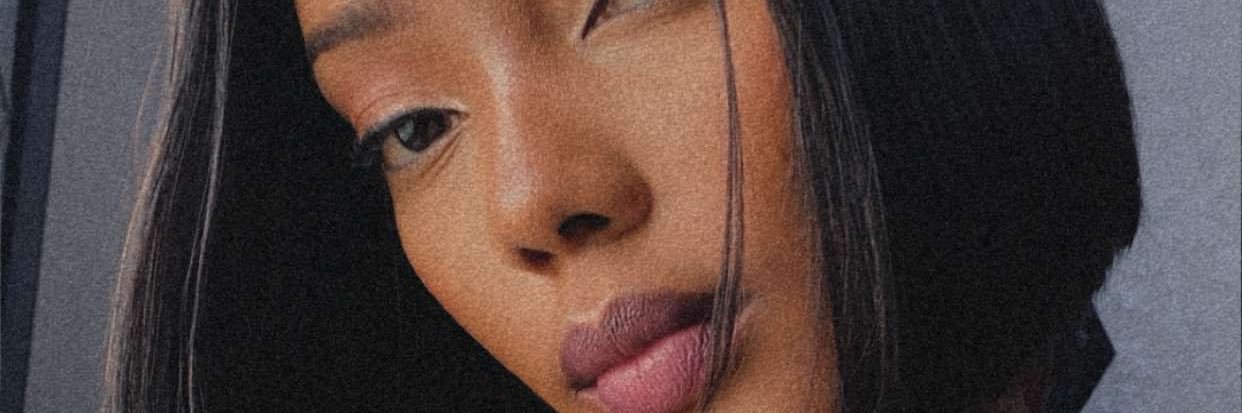 ly_foster's profile banner image