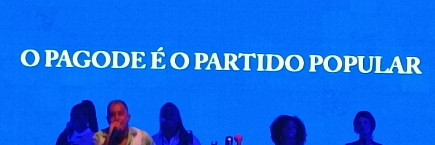 Tango está de férias no céu azul, procura ele lá banner