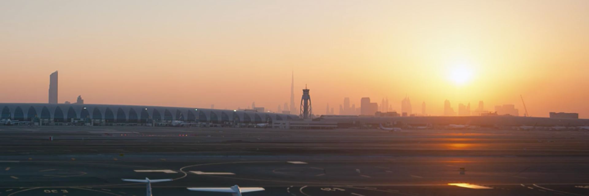 DXBpenguin's profile banner image