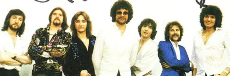 Vicki-G-1972💙🖤🧡💜⚽ banner