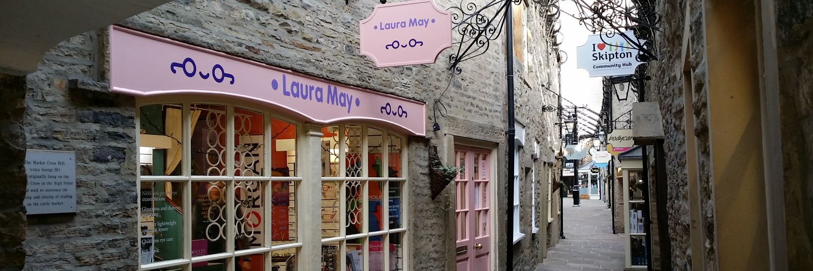 LauraMayOptics's profile banner image