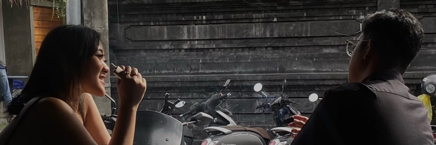 giiselavaniia's profile banner image