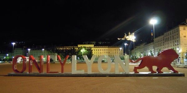 Stephen Vizard banner