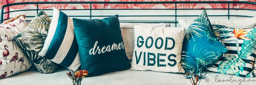 _loveLEIGHme's profile banner image