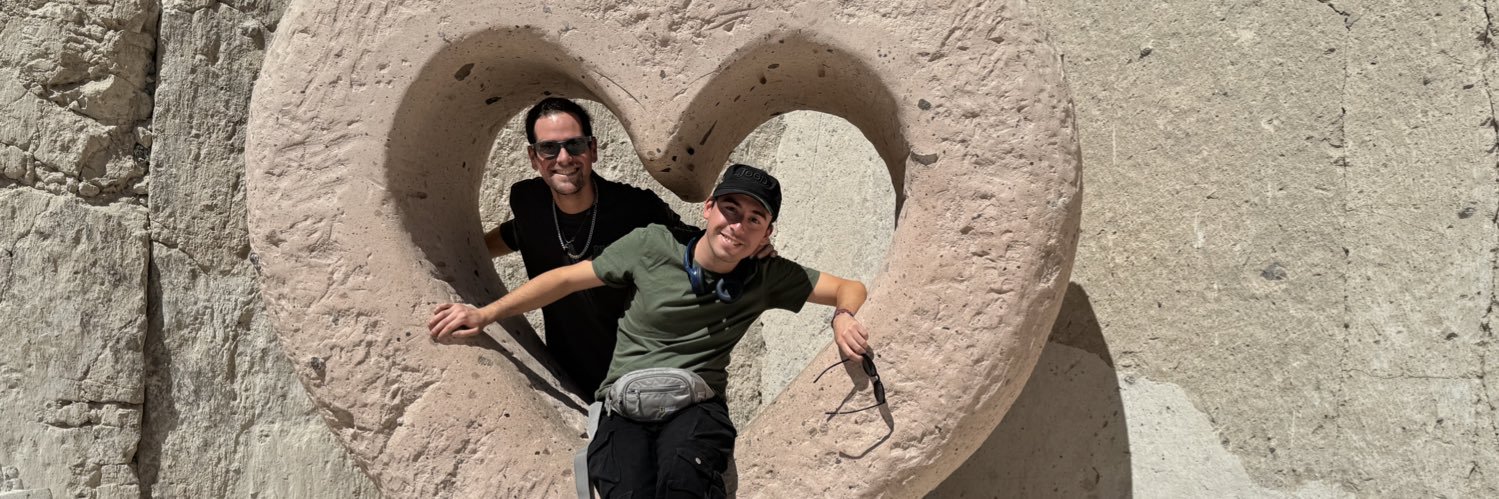 GustavoCastroM's profile banner image