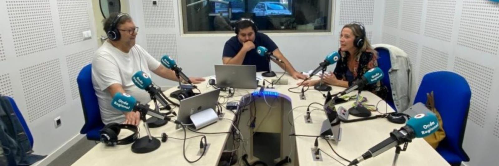 Ángel B. López banner