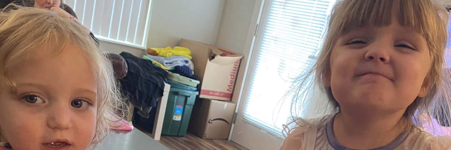 Chelsea_Bevans's profile banner image