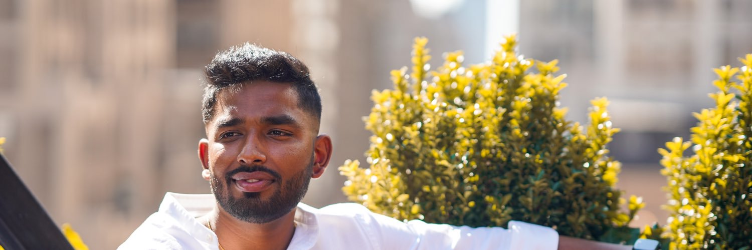 Vineeth_jay's profile banner image