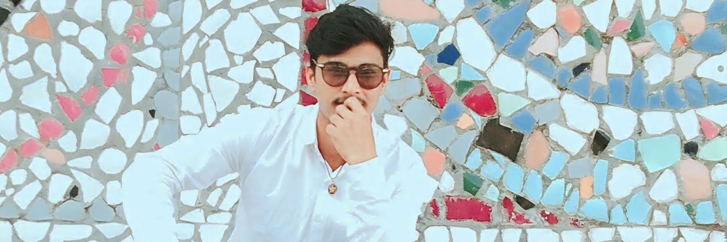 vipochuhan's profile banner image