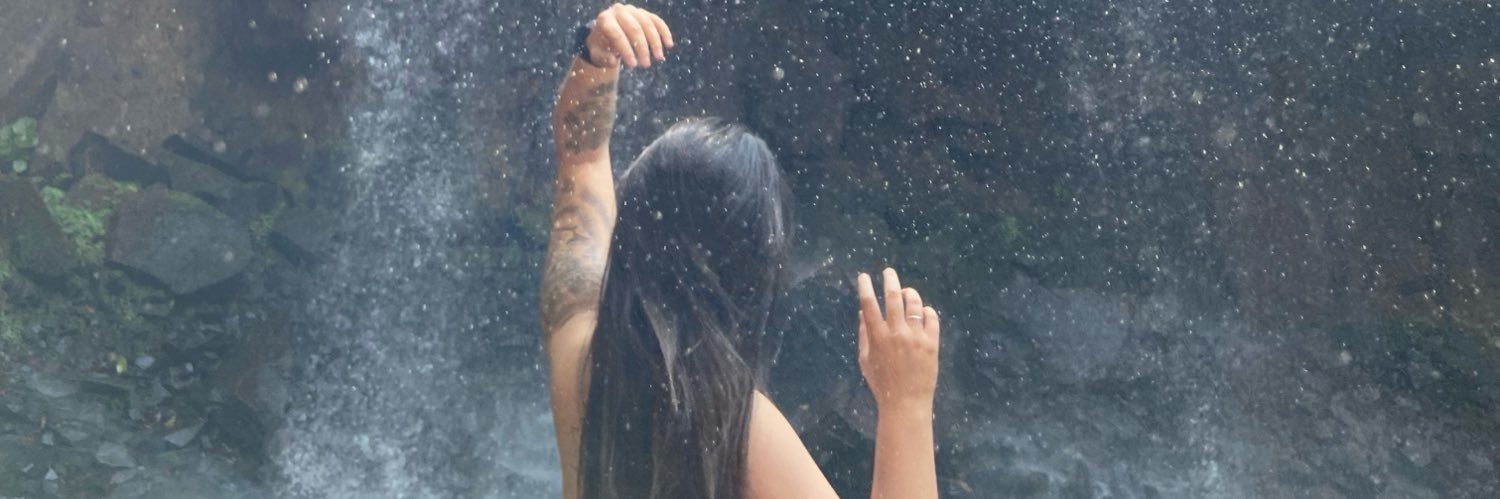 IsabellaGuimaFr's profile banner image