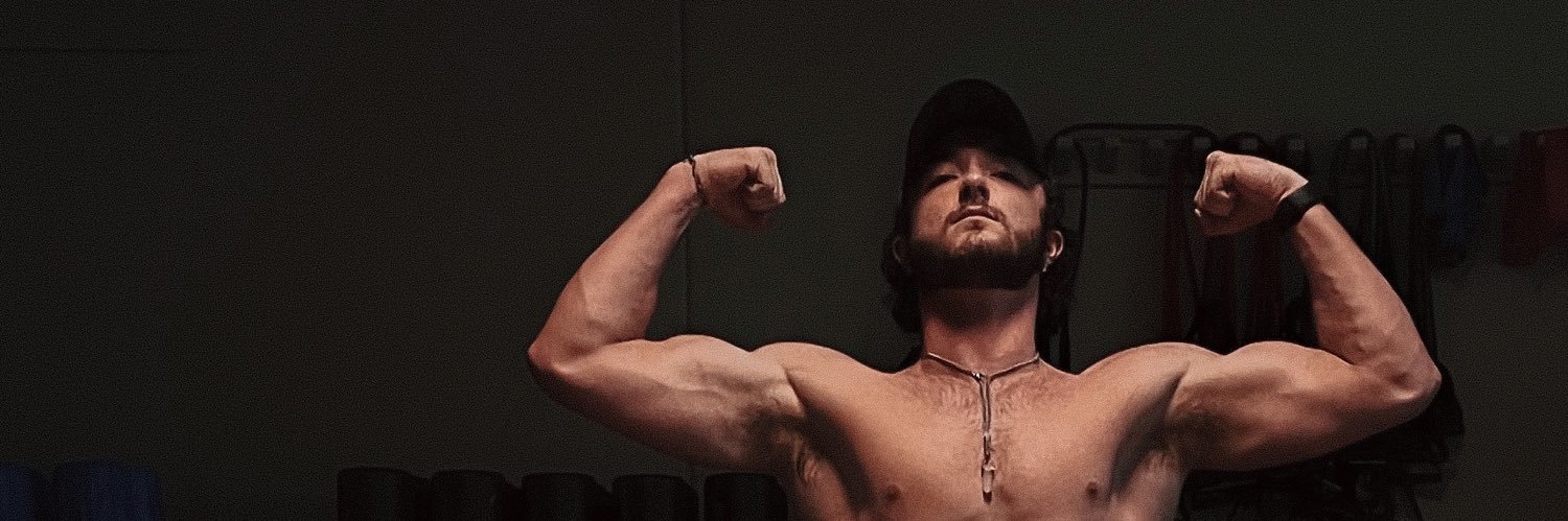 LoganThompson45's profile banner image