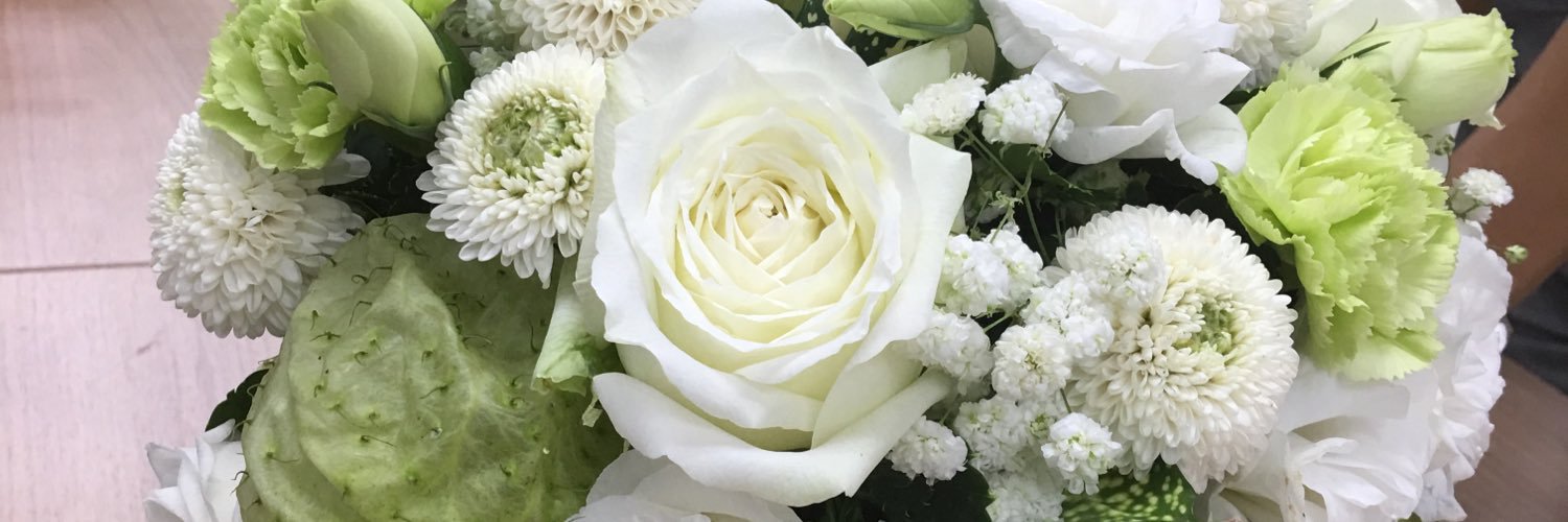 beerkaew's profile banner image