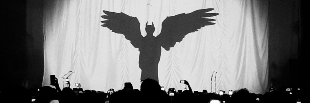 📷 Chloé B. banner