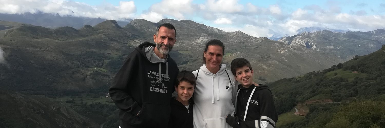 pilucaguil's profile banner image