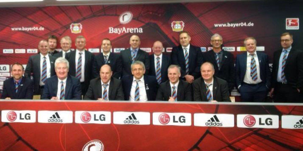 Andrew Carruthers banner