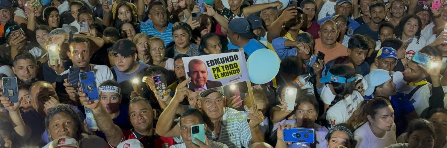 Edmundo González banner