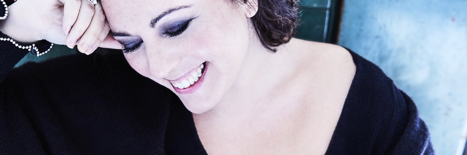 Carmen Solis Profile Banner