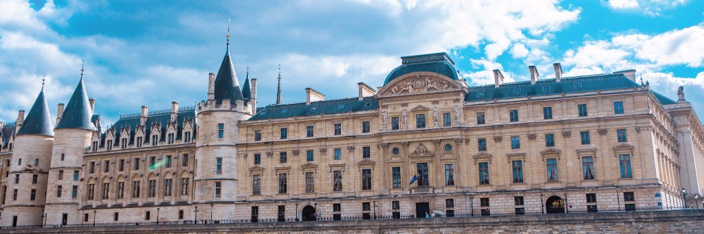 Cour de cassation's banner