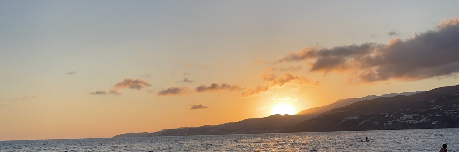 itsalejandra23's profile banner image