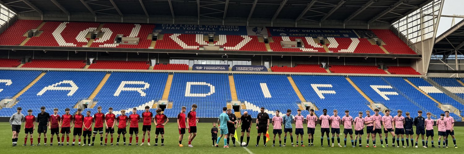 Pêl-Droed Plasmawr banner