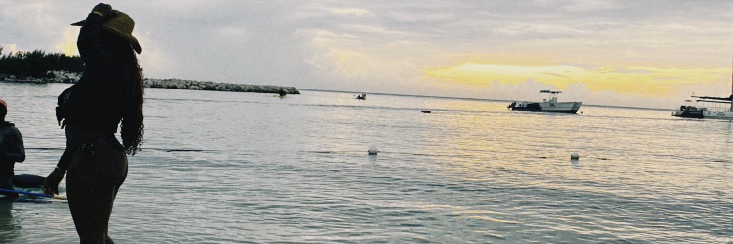 aimaniJ's profile banner image