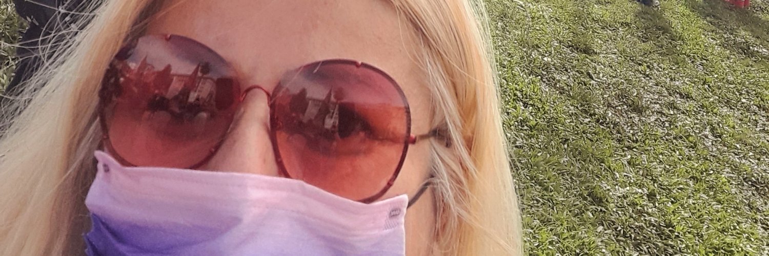 María Karina Coronel banner