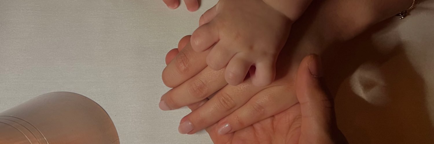 pamelaf__'s profile banner image