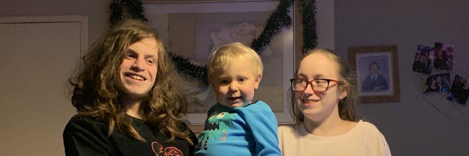 Emmathomas08's profile banner image