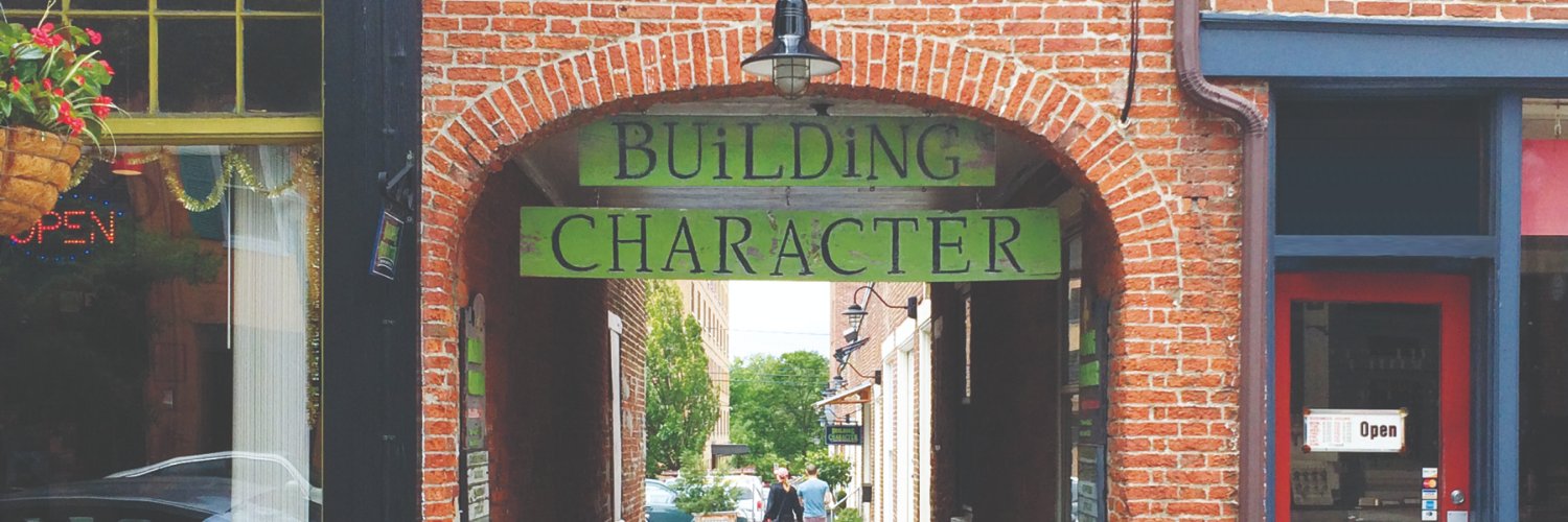 BUiLDiNGCHARACT's profile banner image