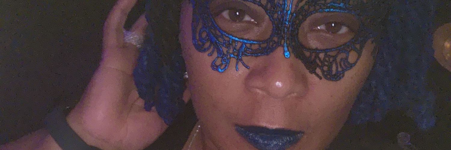 tailormadeRed's profile banner image