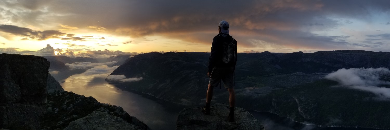 willdenq's profile banner image