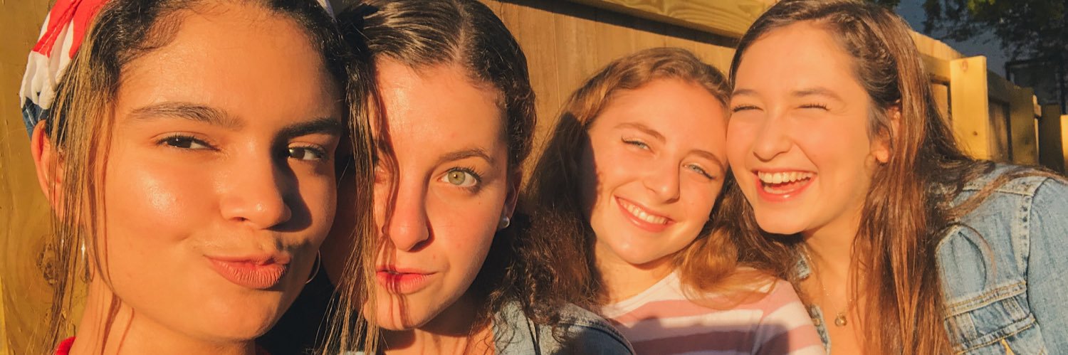 Val_Del1's profile banner image
