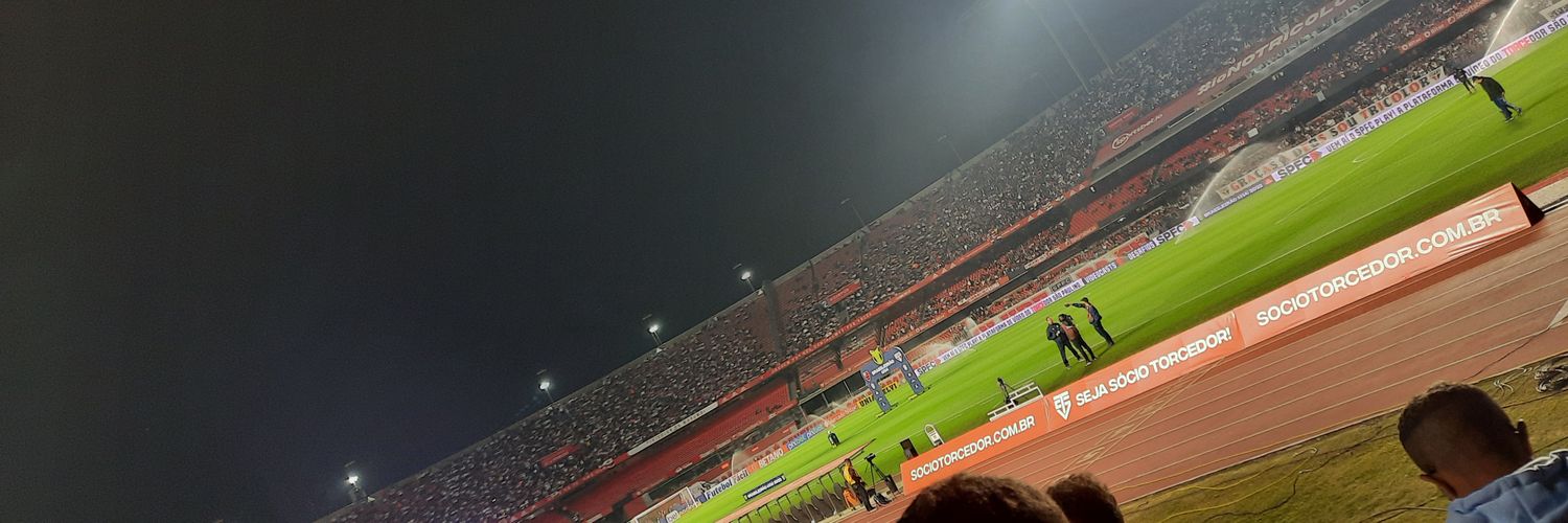 _guerralu's profile banner image