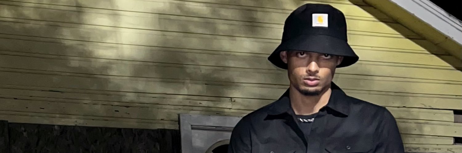 pesoevans's profile banner image