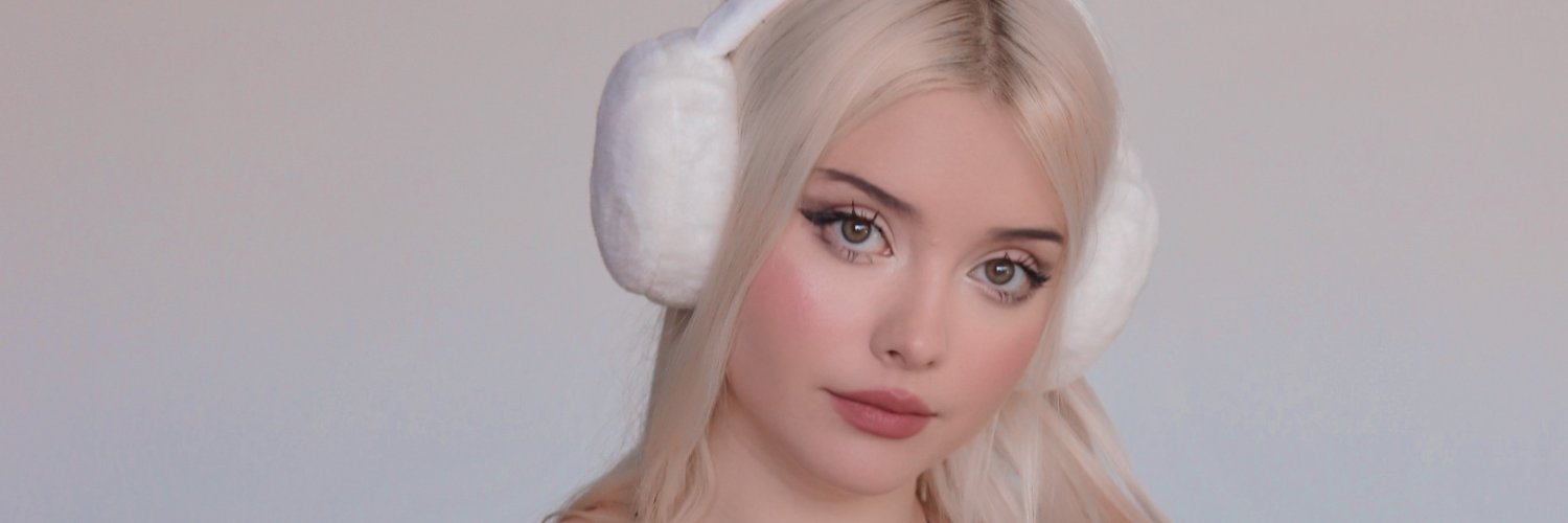 Lauren banner