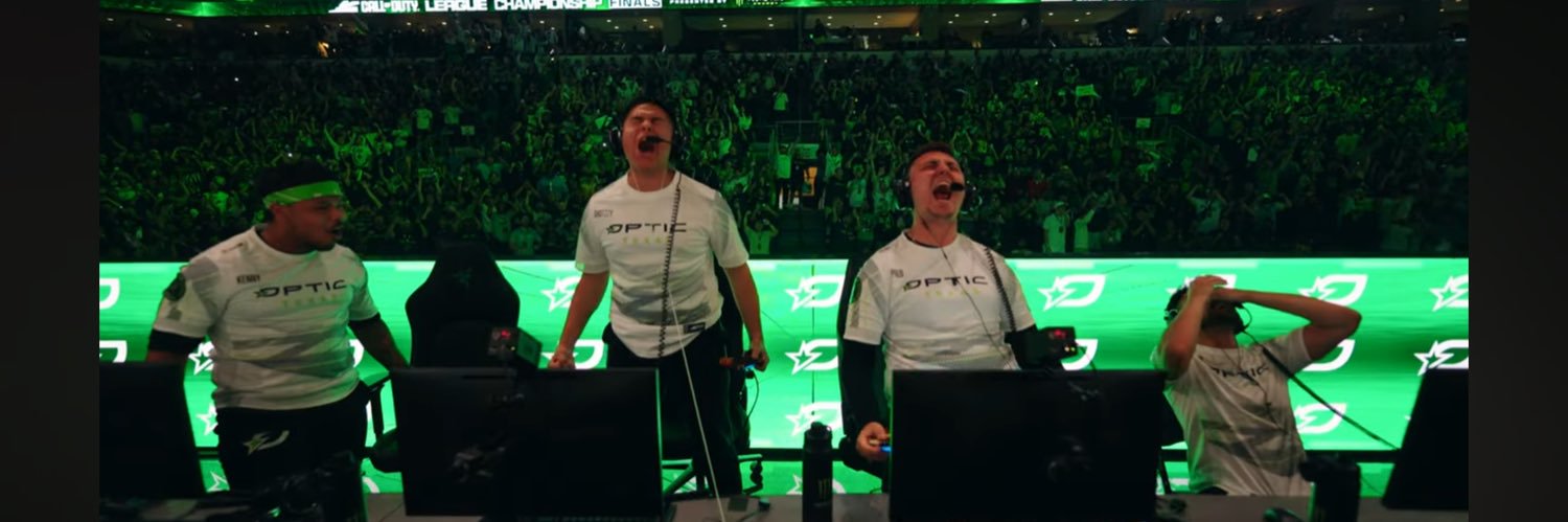 izzyizzyizzy16's profile banner image