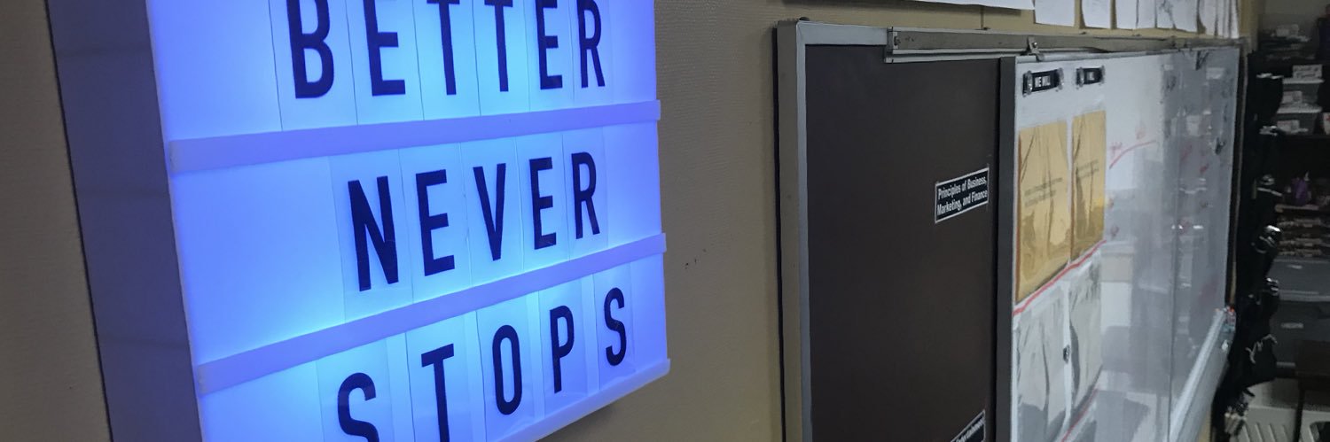 MrLuskLIVE's profile banner image