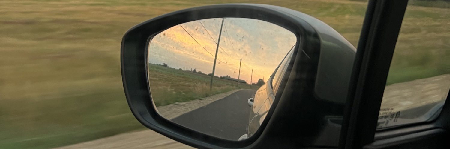leleegrd's profile banner image