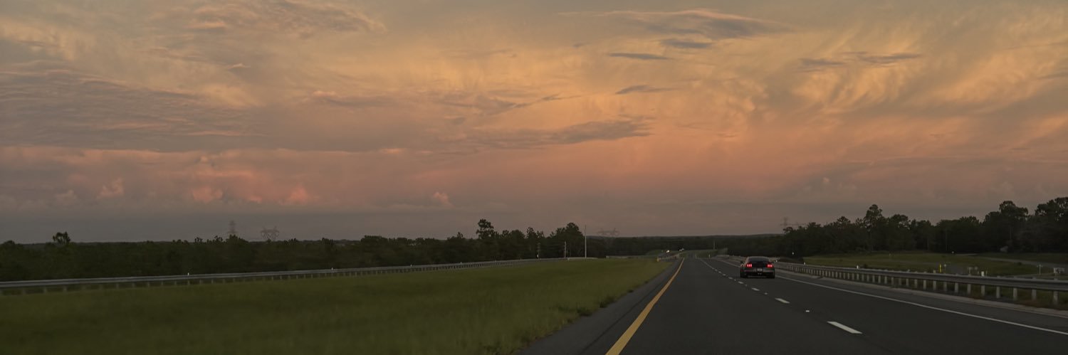 dehiniboo's profile banner image