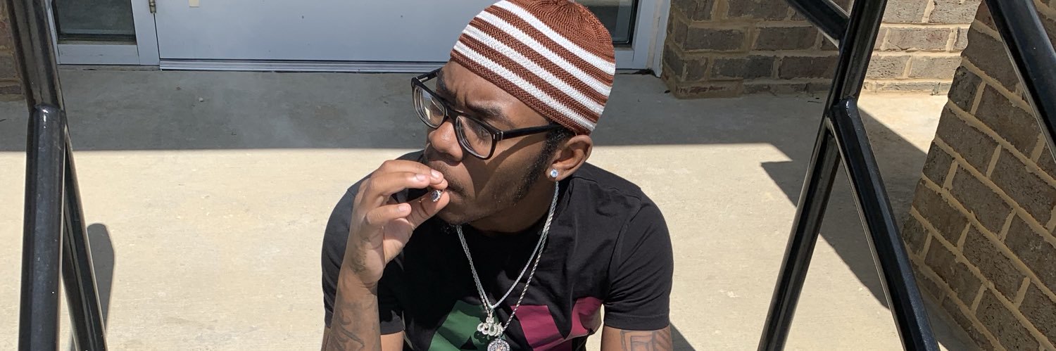 2manyBrickzzz's profile banner image