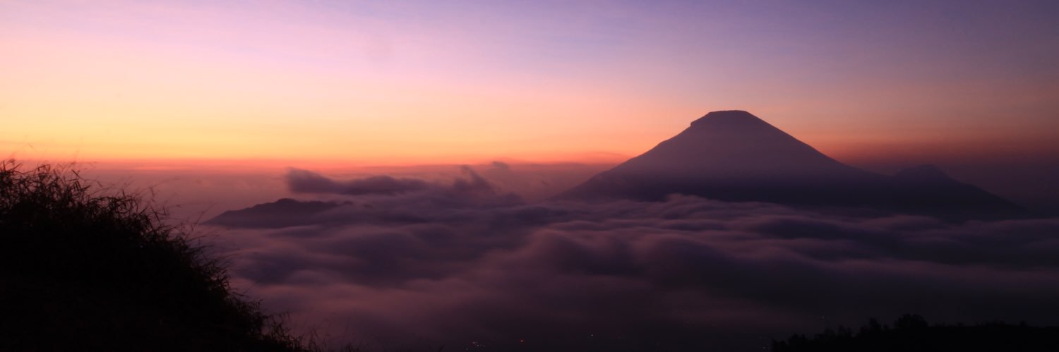 hamdihamin's profile banner image