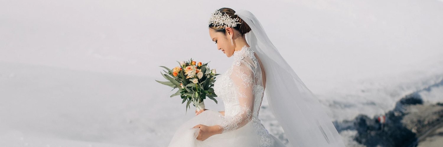 desleoren's profile banner image